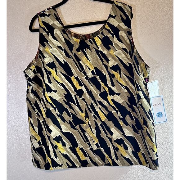 NWT Jordan Woman Plus 2X Four-way Tank Top Multi-Print - Picture 3 of 8